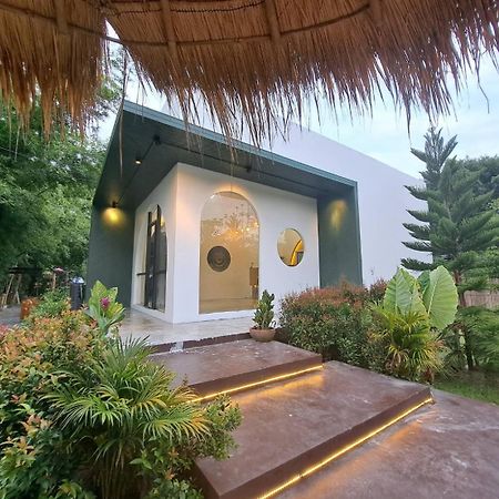 Baan Nai Baan Nok Resort นครนายก ภายนอก รูปภาพ